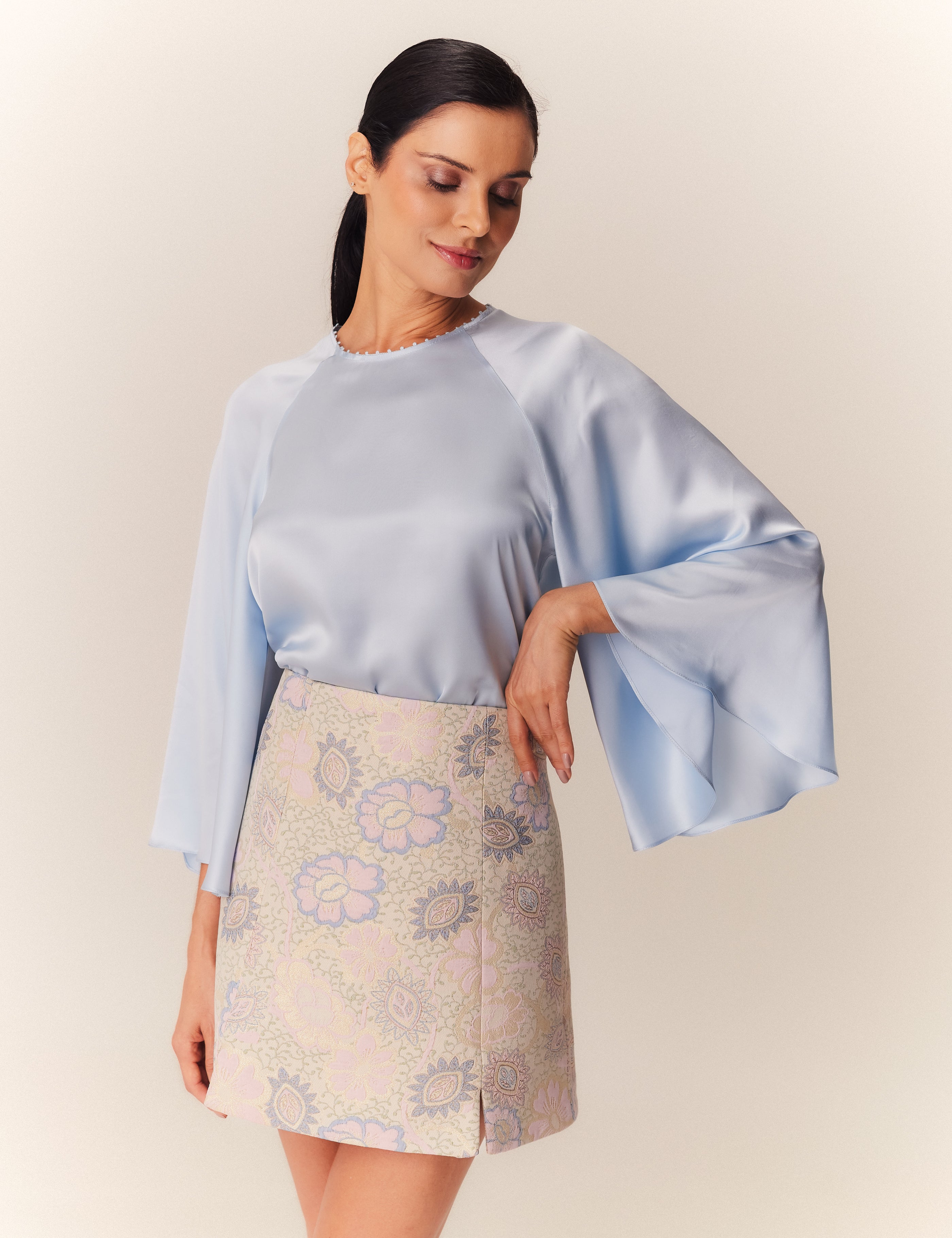 SAIA CURTA PAM JACQUARD FLORAL