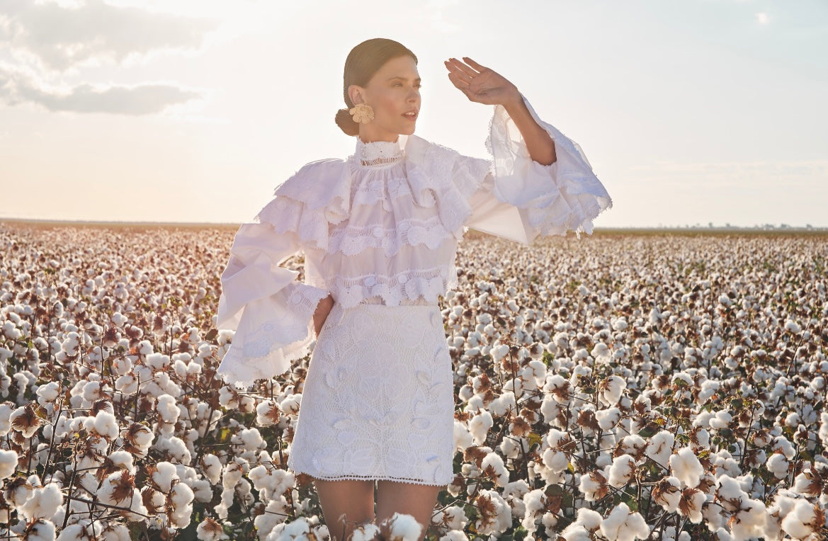 BlUSA LOLITA E SAIA CURTA PALOMA FLOR DE ALGODÃO