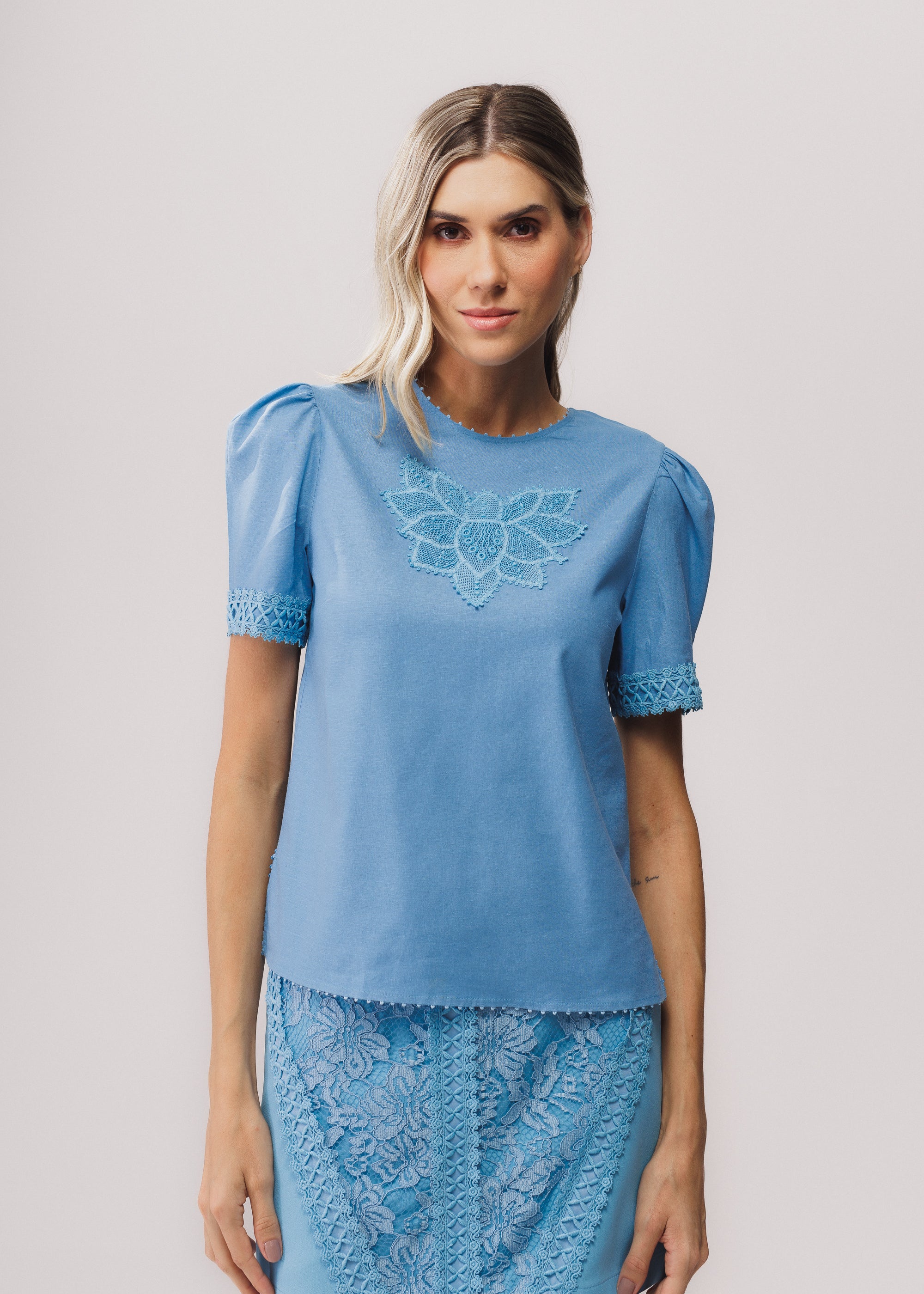 BLUSA MOANA LINHO AZUL LYCA