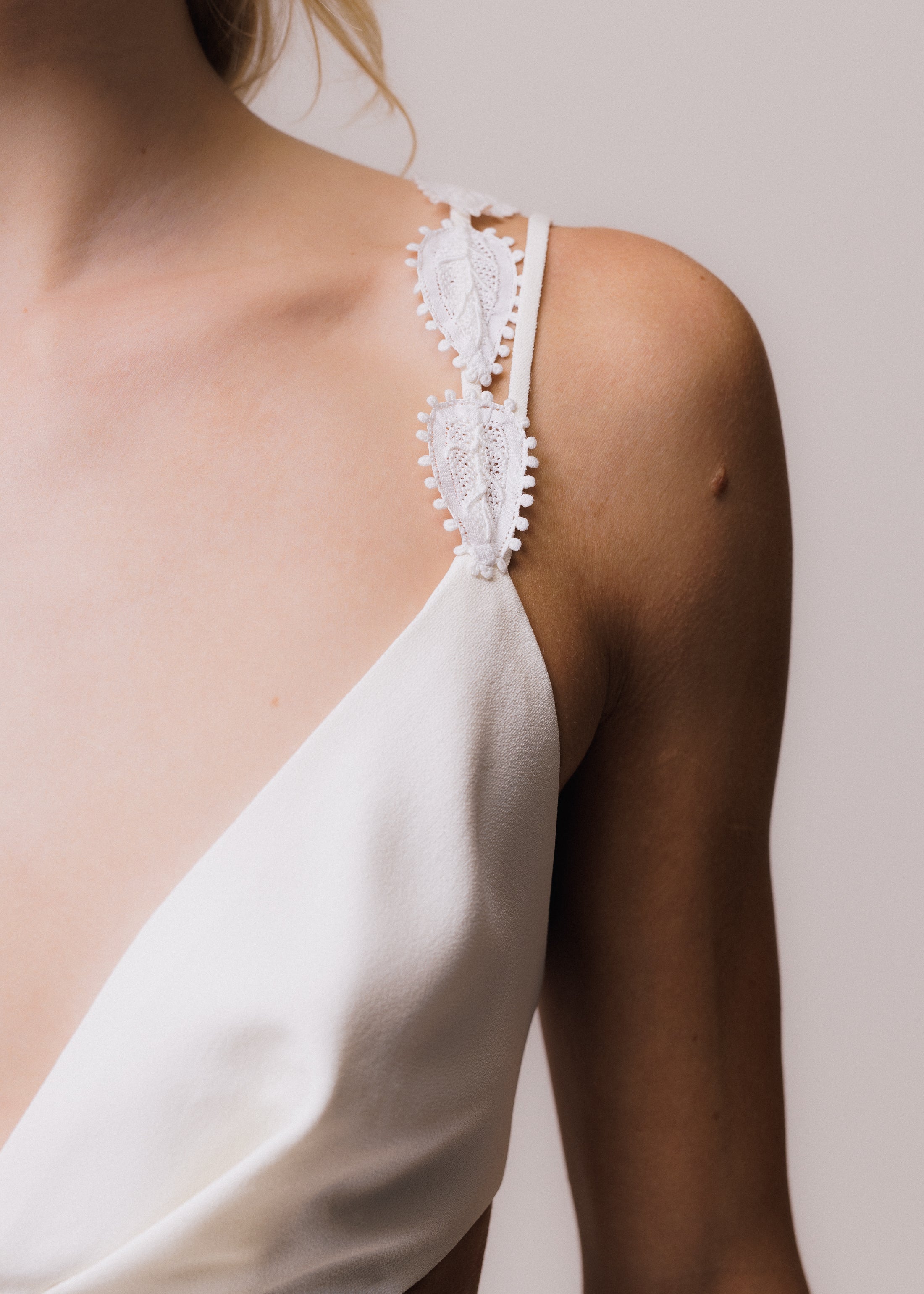 TOP MARGOT OFF WHITE