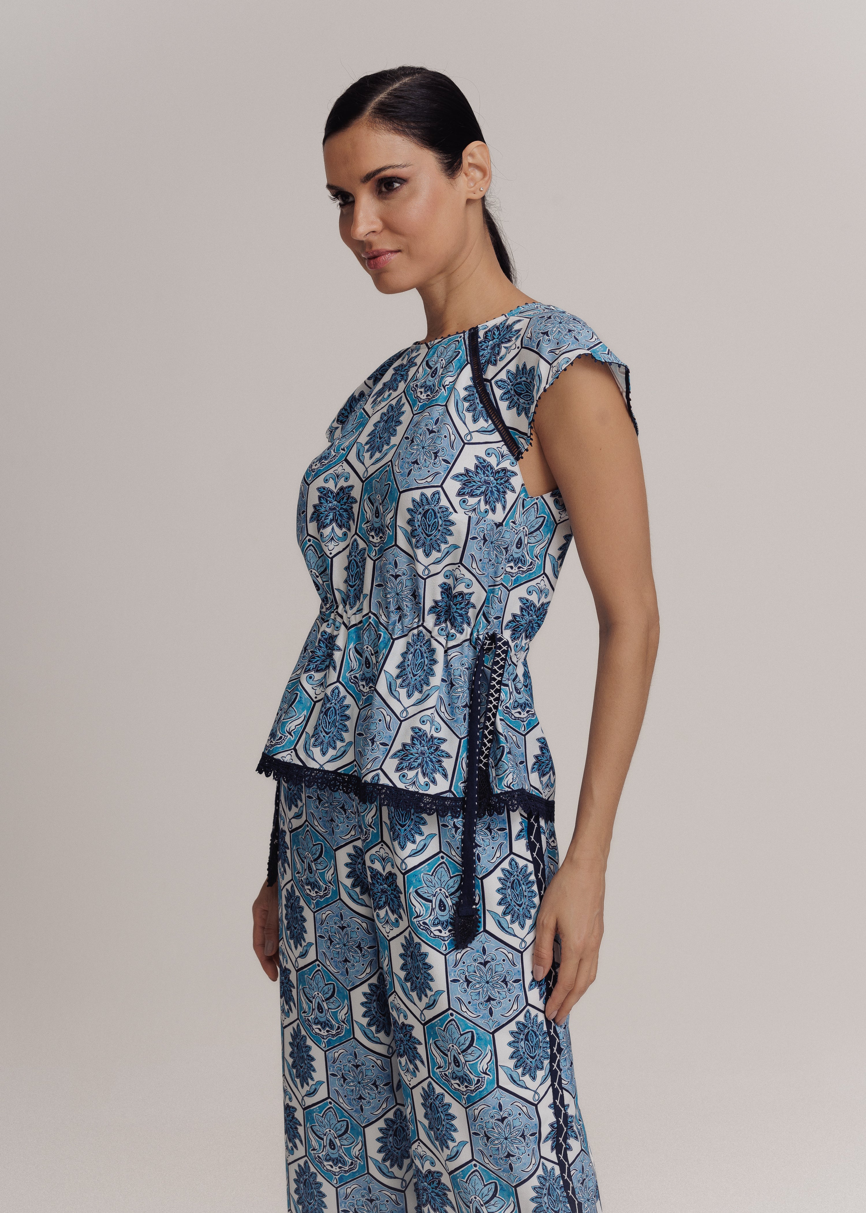BLUSA BIANCA ESTAMPA ORIGEM