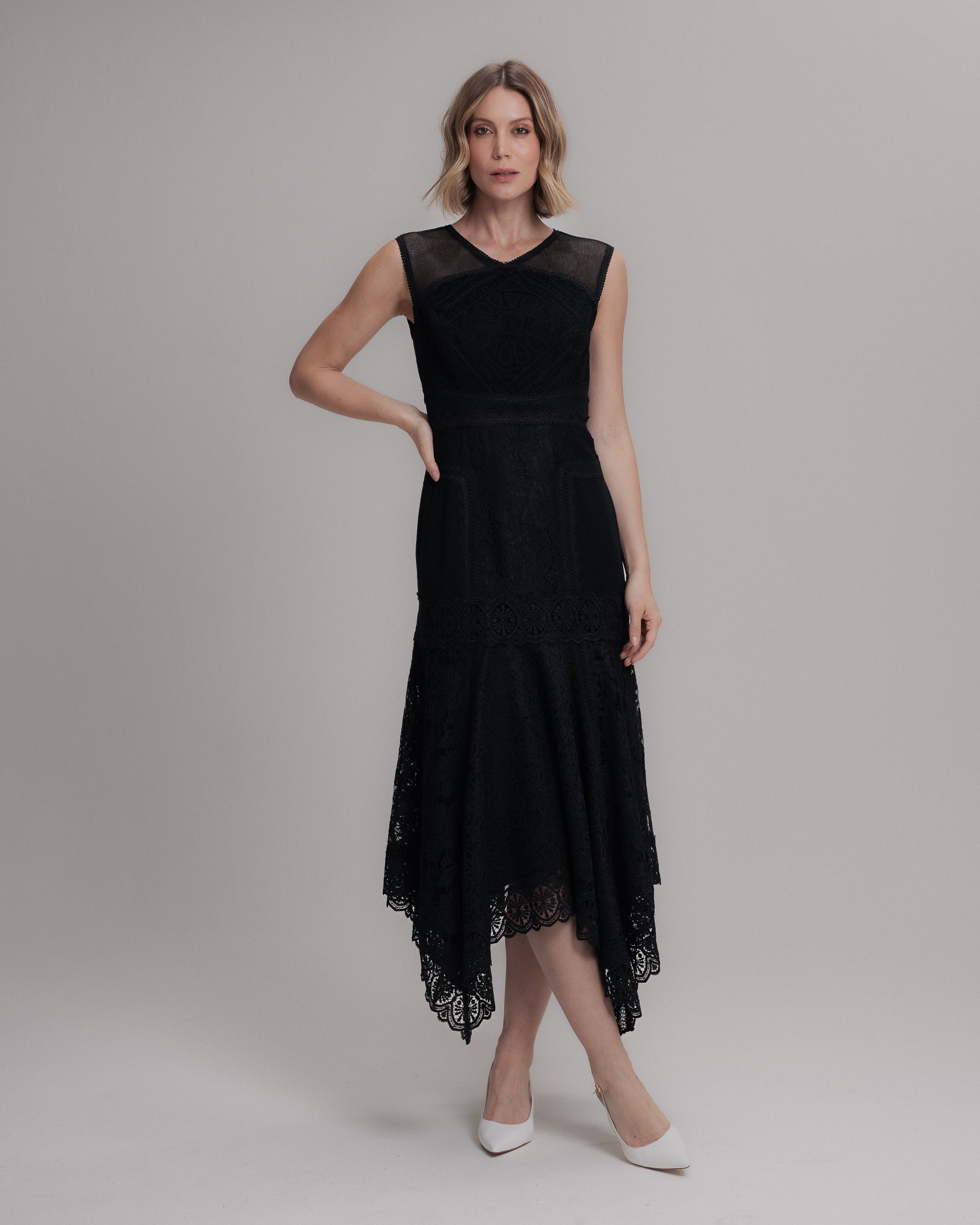 VESTIDO MIDI ELAINE PRETO