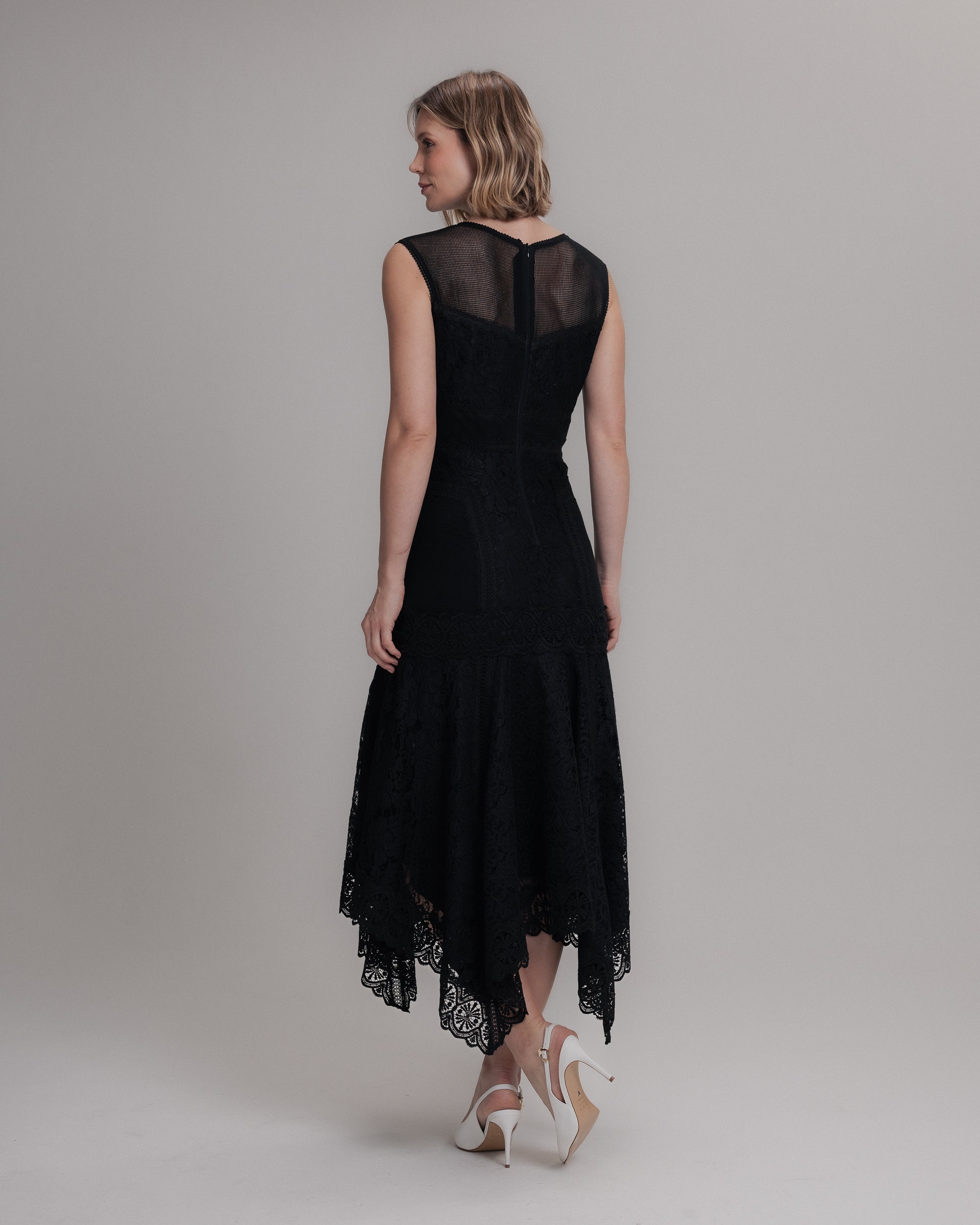 VESTIDO MIDI ELAINE PRETO