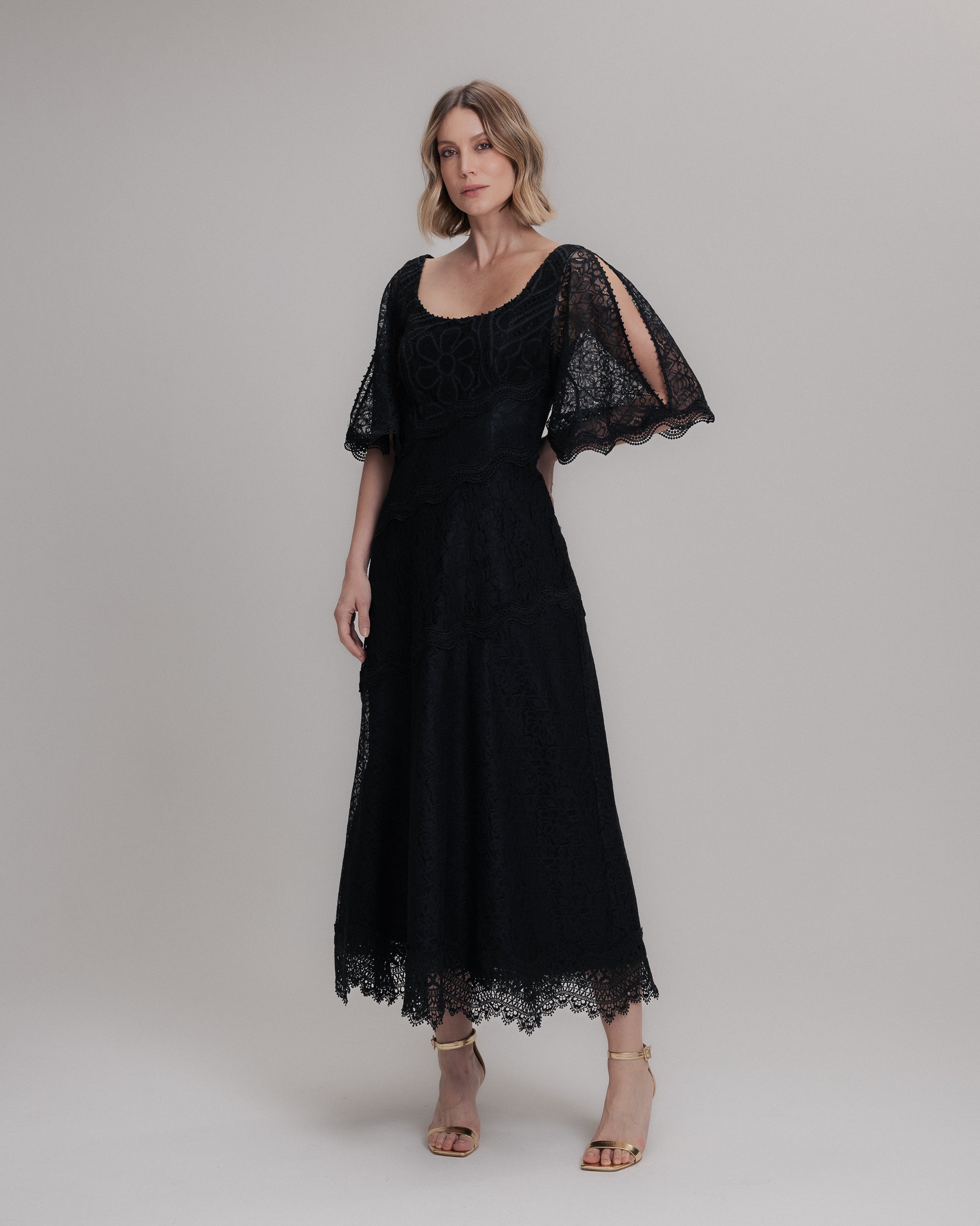 VESTIDO MIDI SAMANTHA PRETO