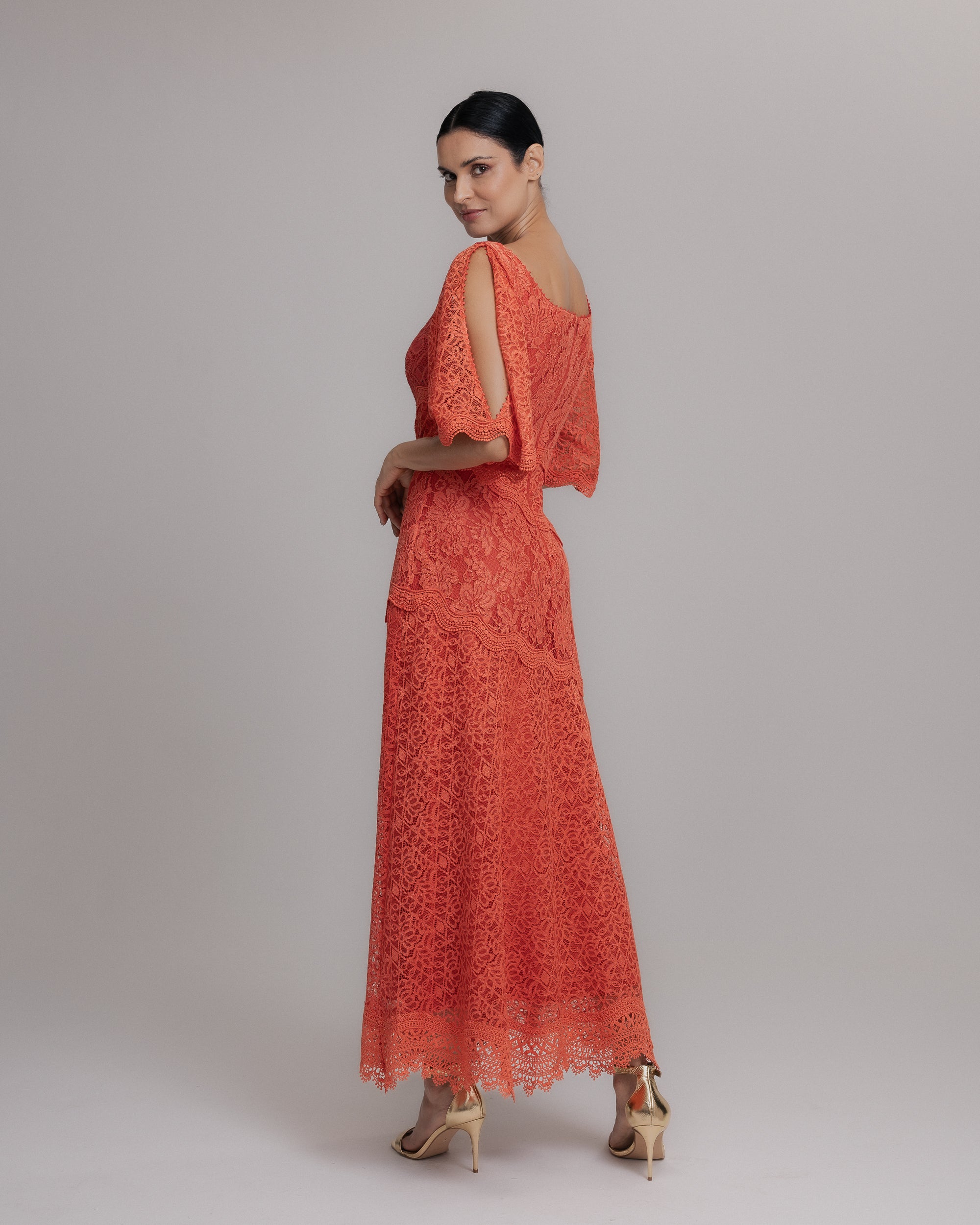 VESTIDO MIDI SAMANTHA PAPRICA