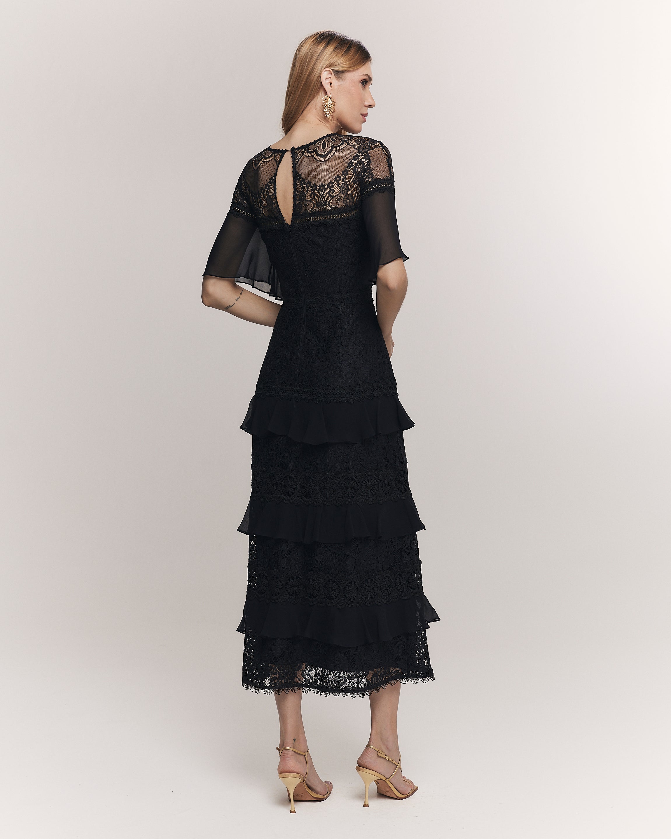 VESTIDO MIDI MARGOT PRETO