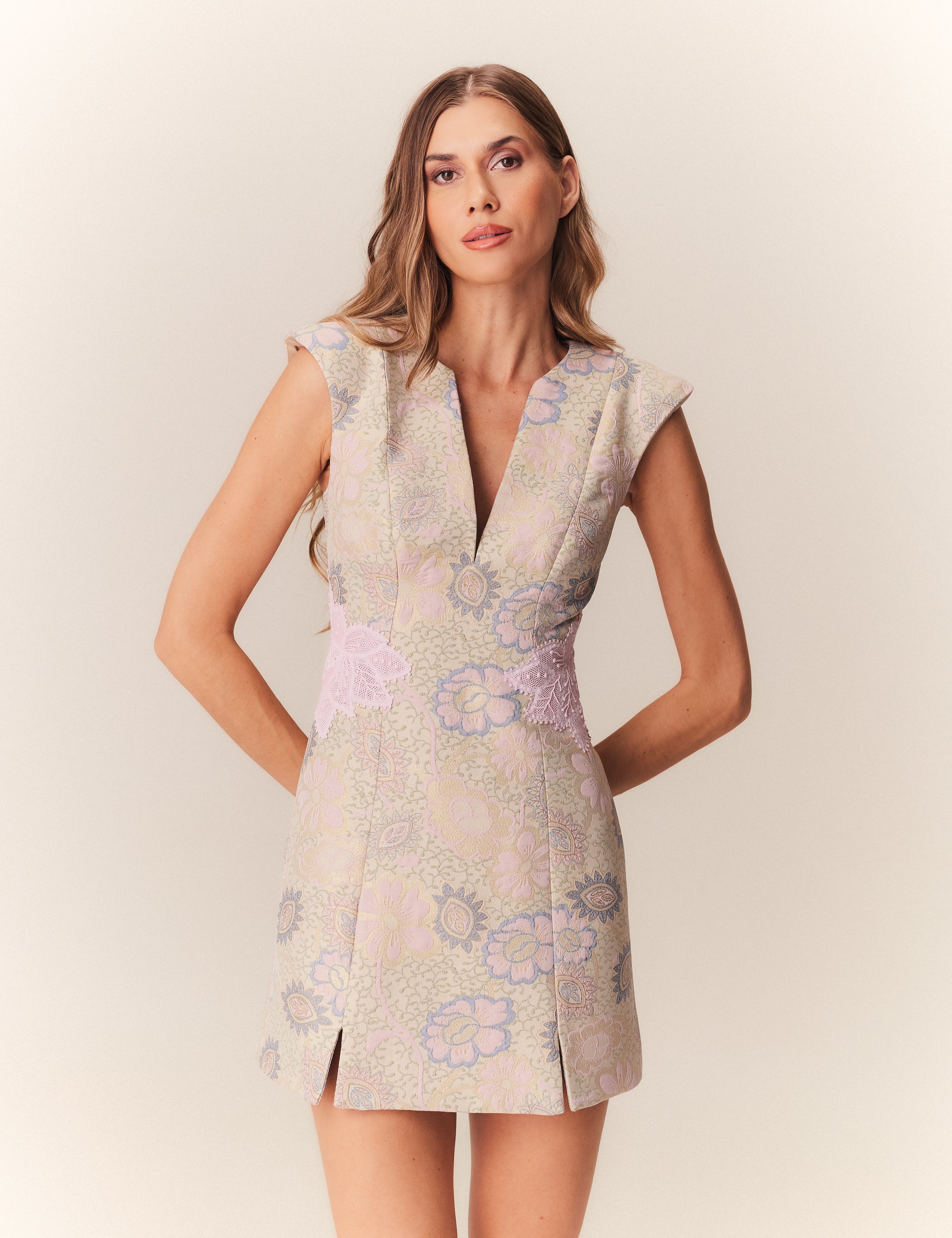 VESTIDO CURTO PAM MANDACARU FLORAL