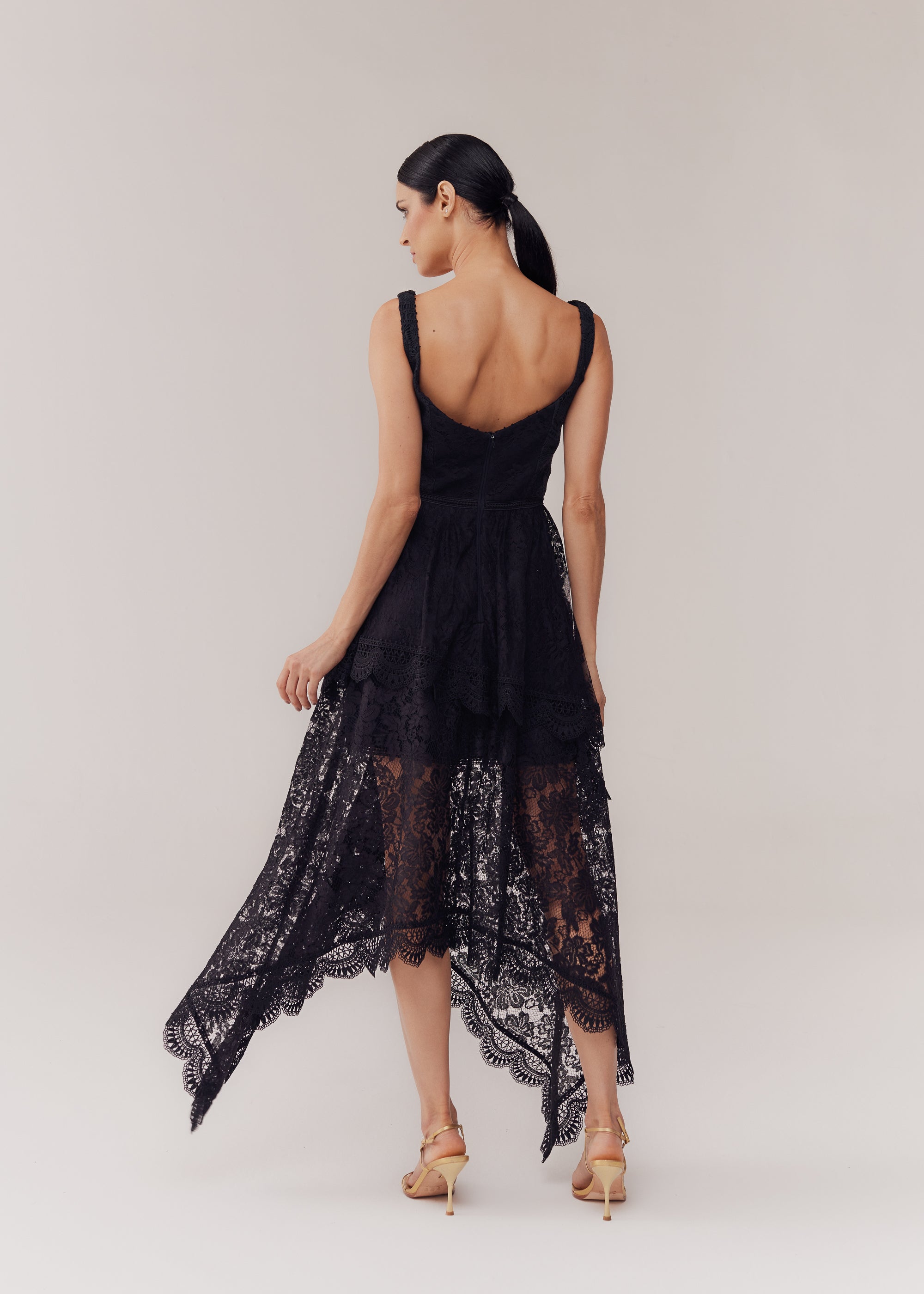 VESTIDO MIDI CELINE PRETO