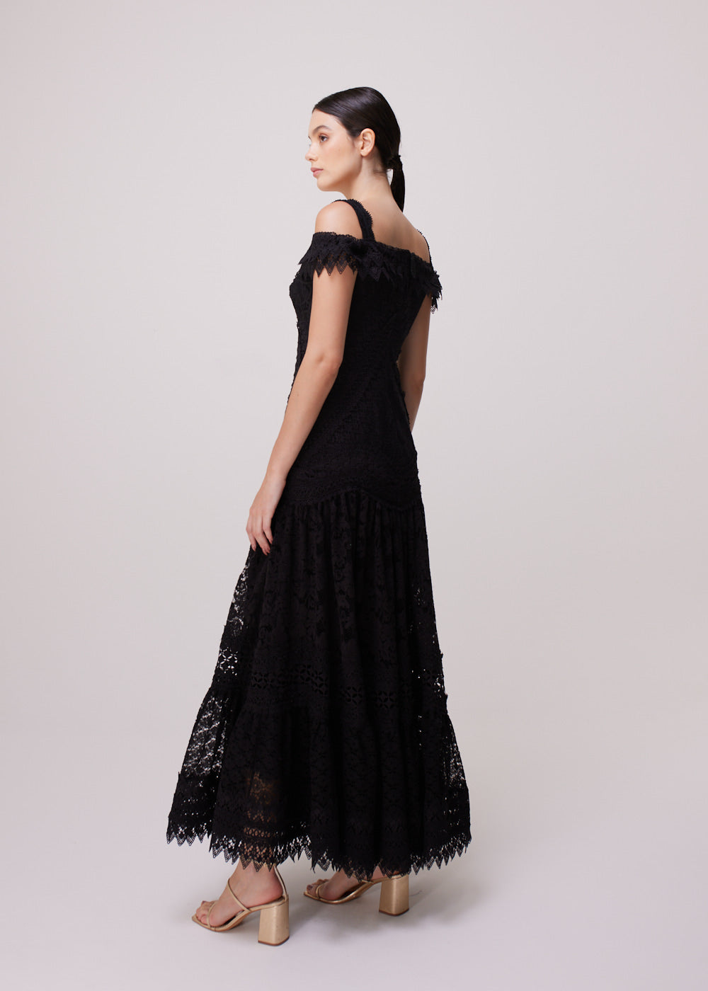 VESTIDO MIDI ANA MIX DE RENDA PRETO