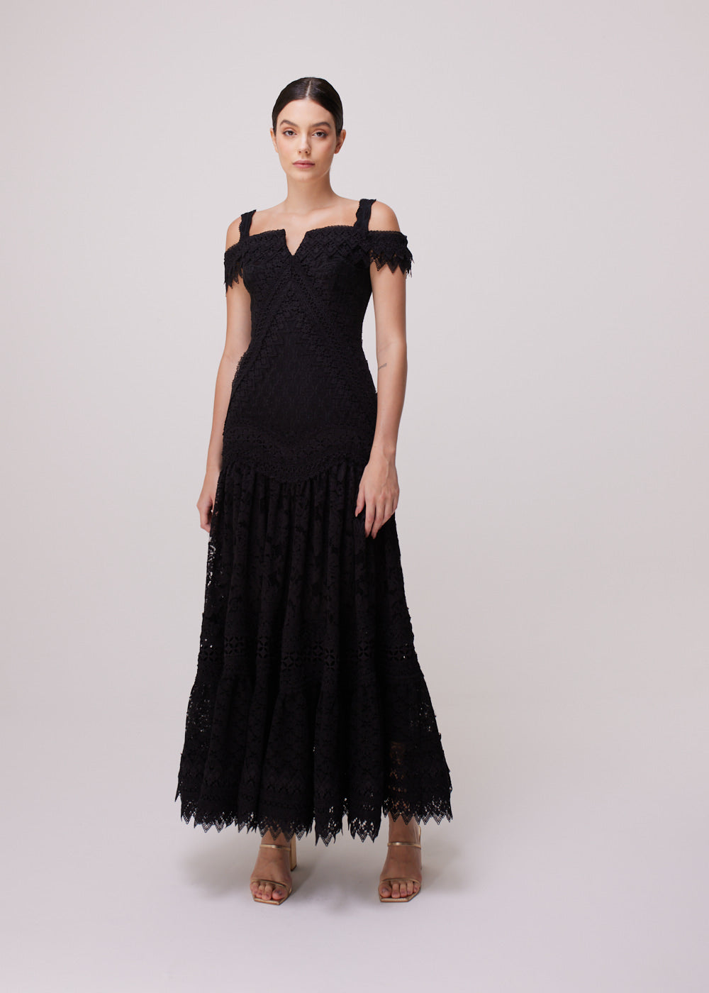 VESTIDO MIDI ANA MIX DE RENDA PRETO
