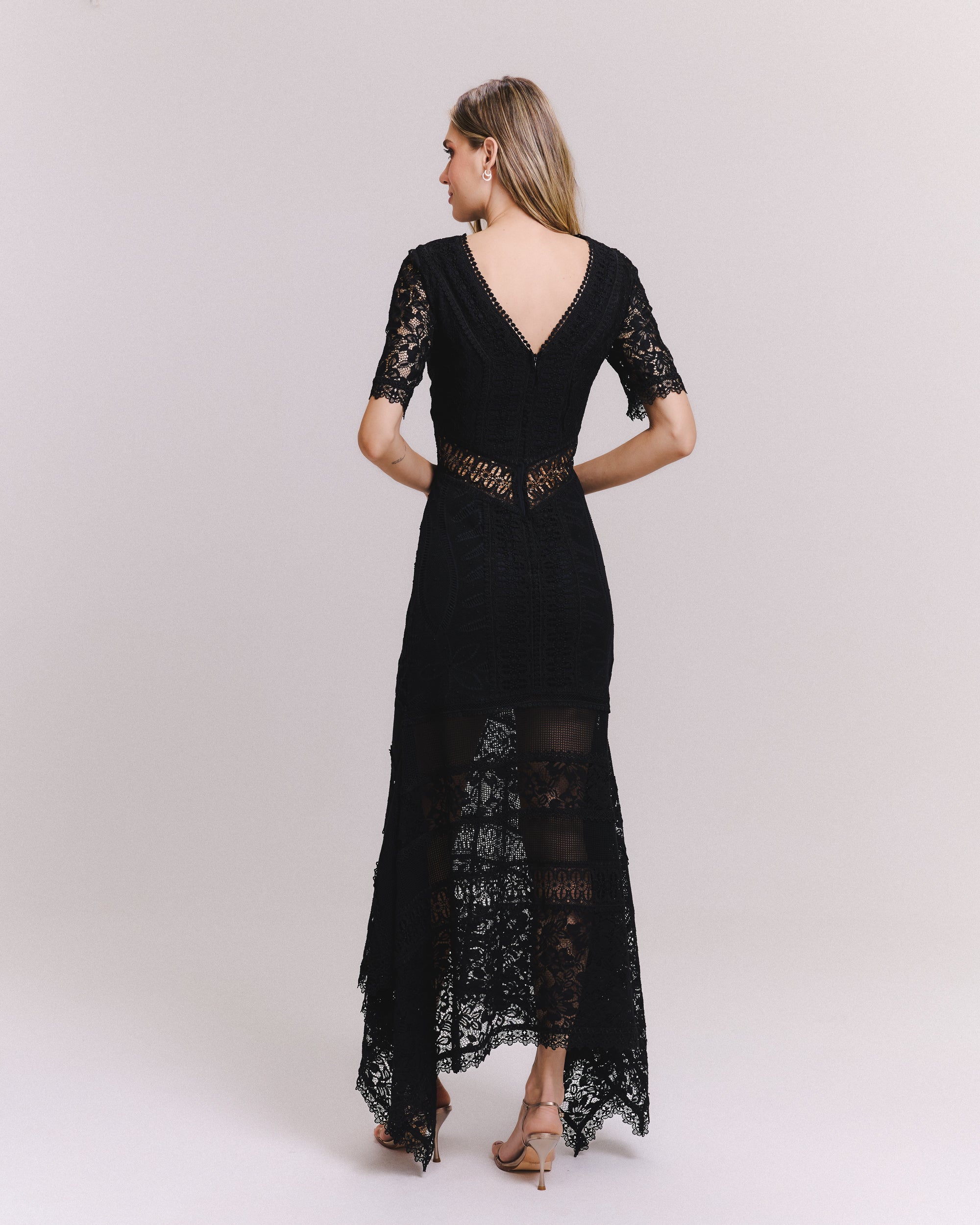 VESTIDO MIDI BRENDA PRETO