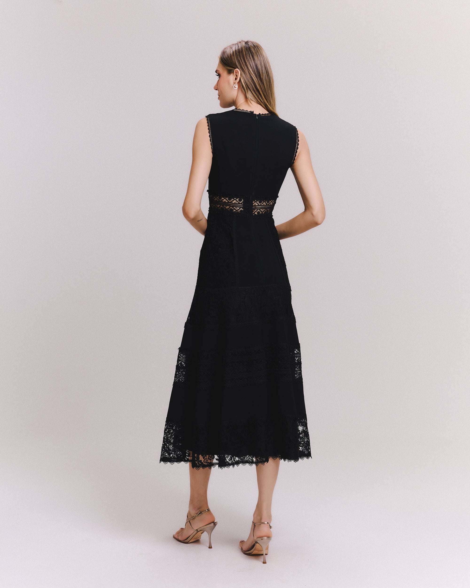 VESTIDO MIDI REBECA PRETO