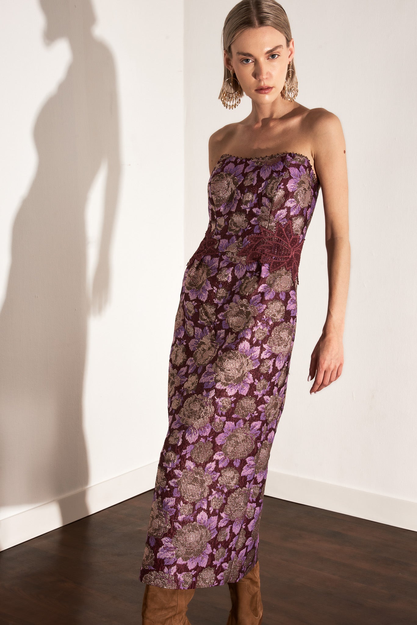 VESTIDO MIDI LEILA JACQUARD FLORAL