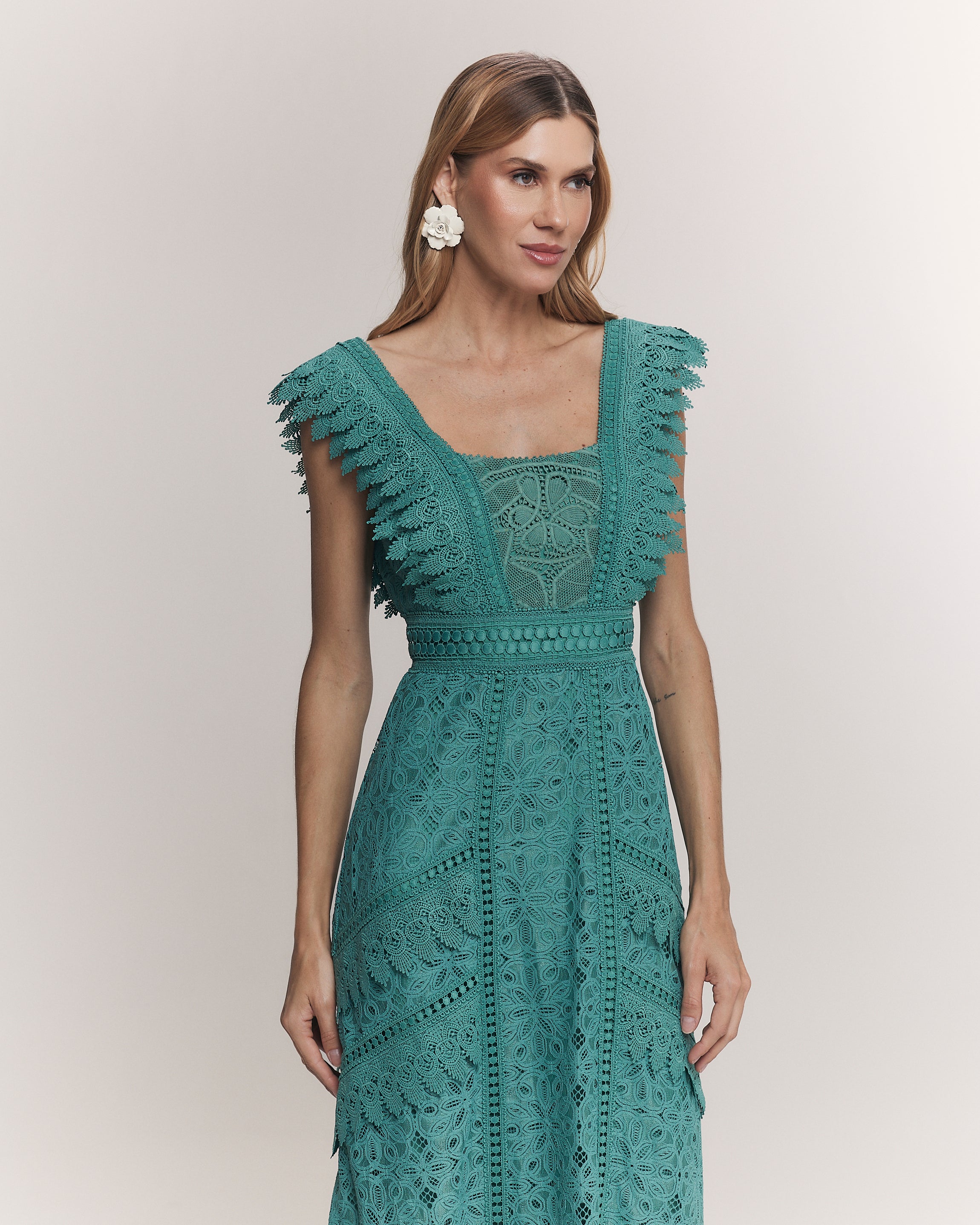 VESTIDO MIDI SAMIRA VERDE ALGA