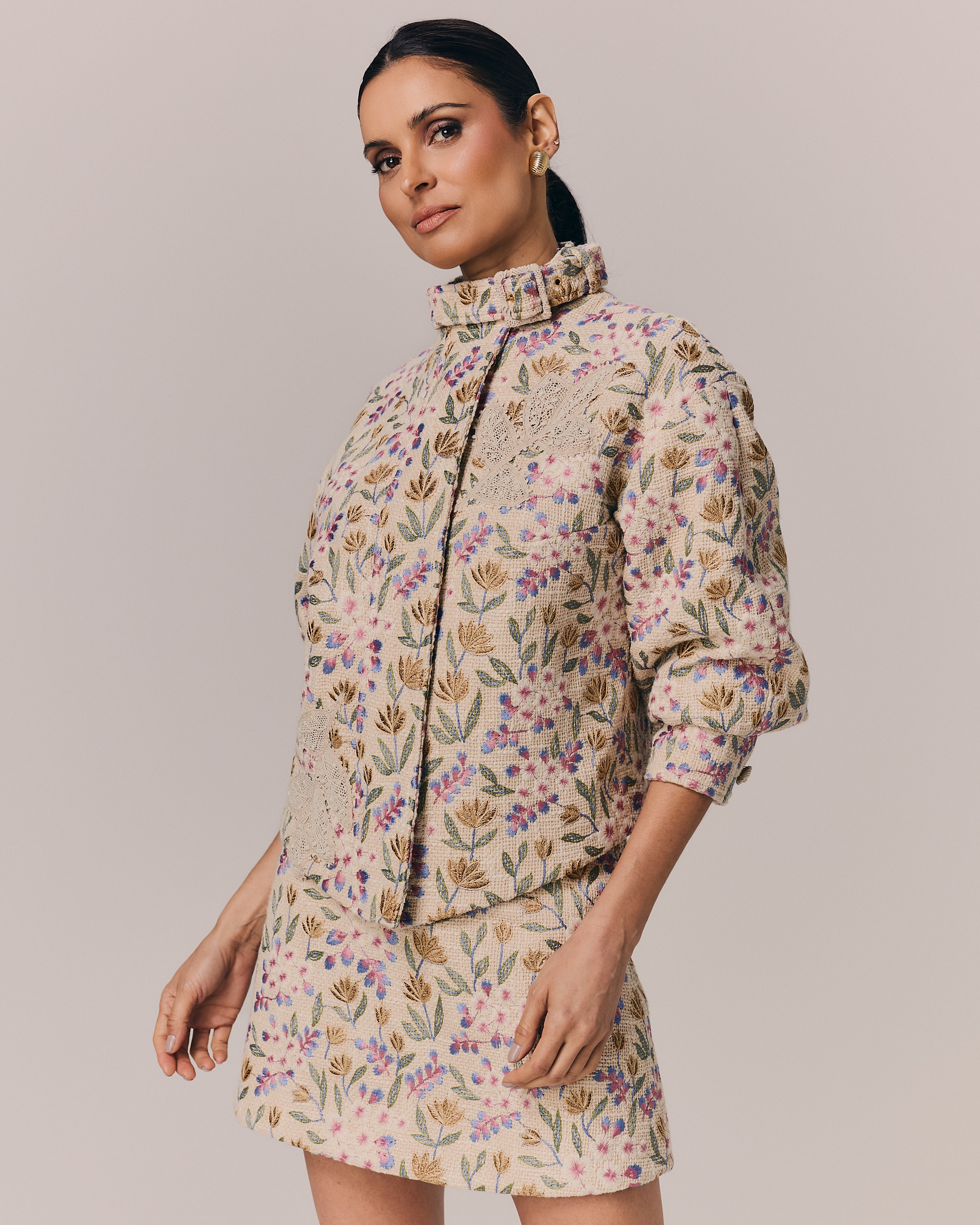 JAQUETA LUXEMBURGO BORDADO JARDIM