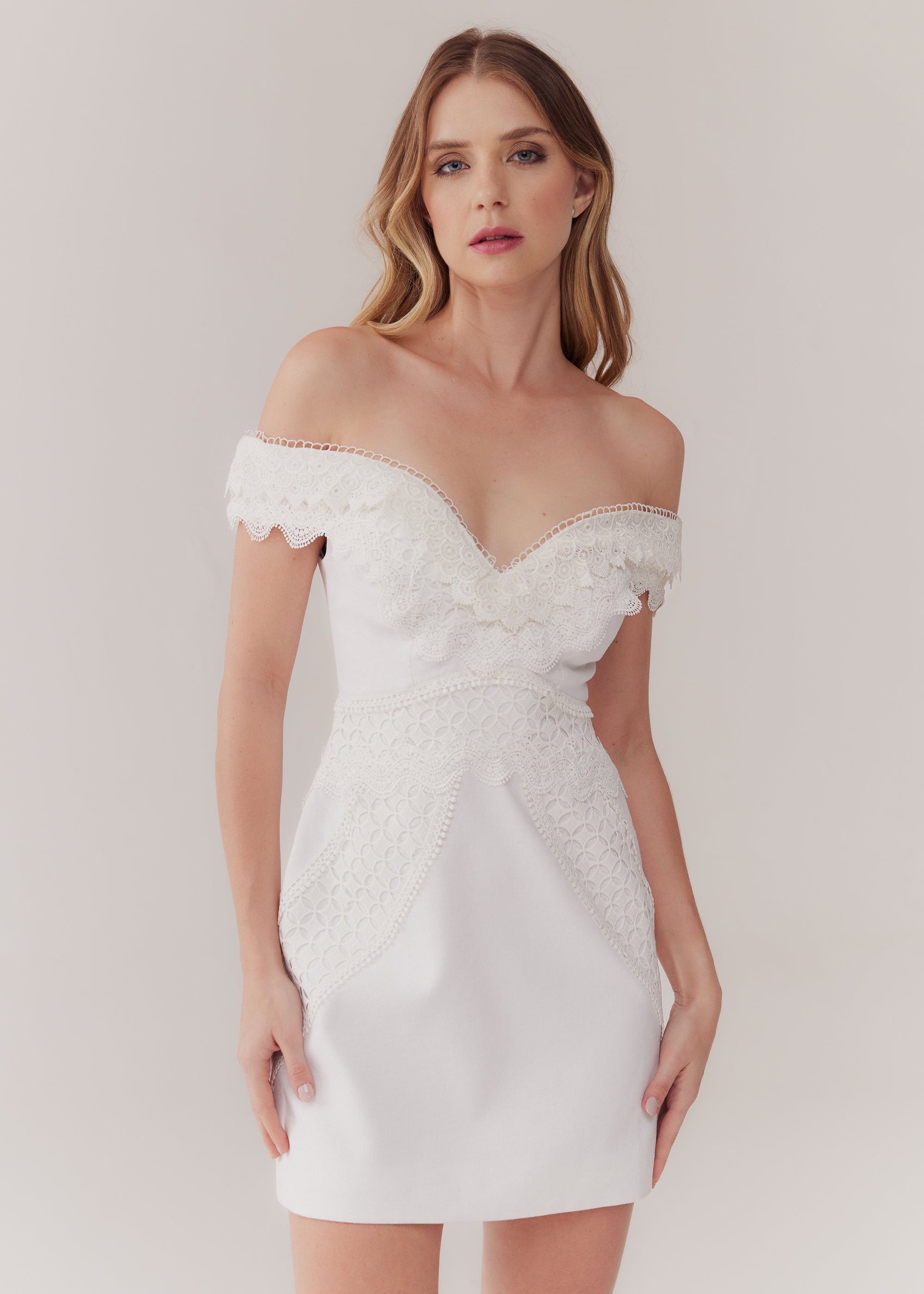 VESTIDO CURTO LIDIA LINHO OFF WHITE