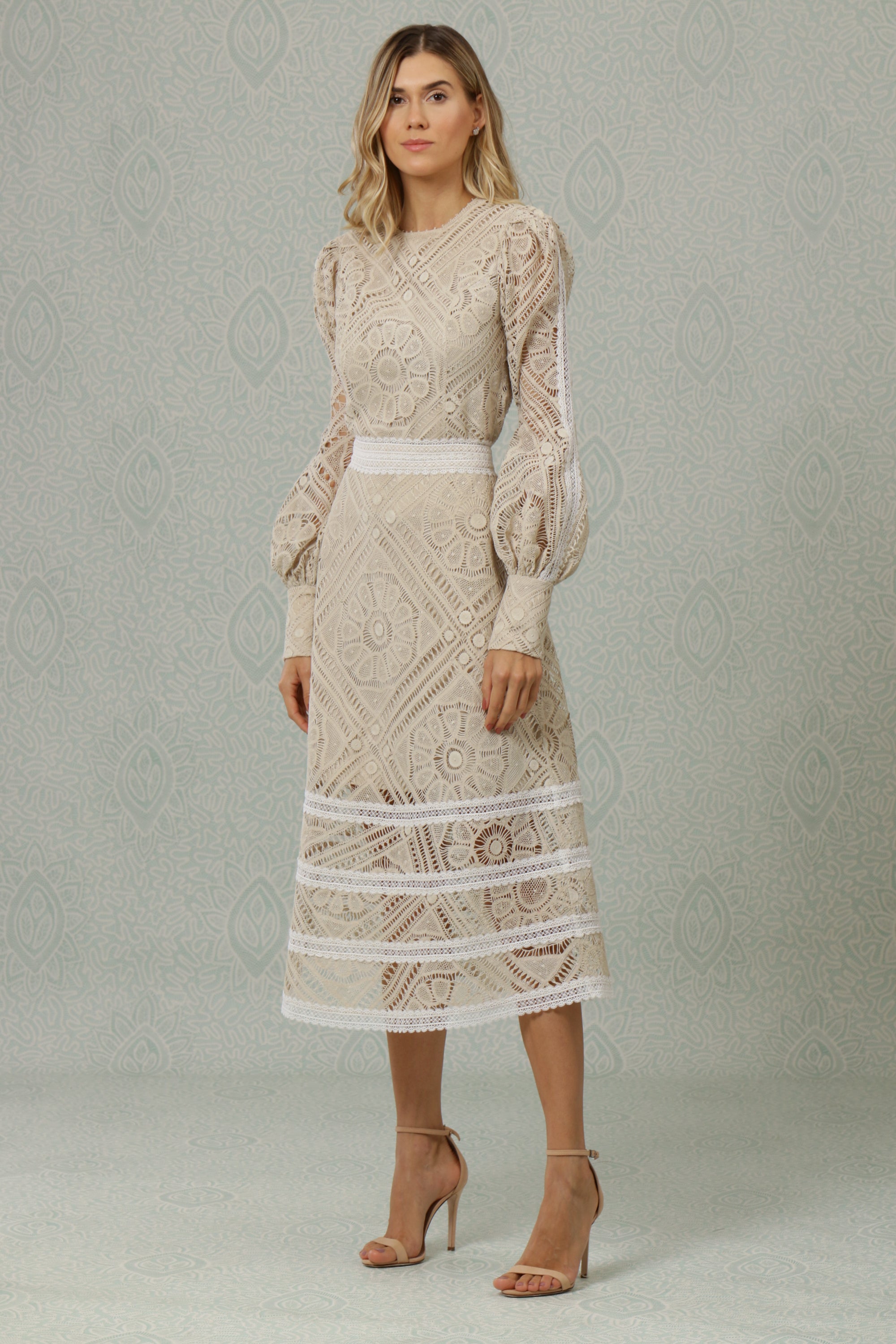 SAIA MIDI RAVENA OFF WHITE COM BEGE
