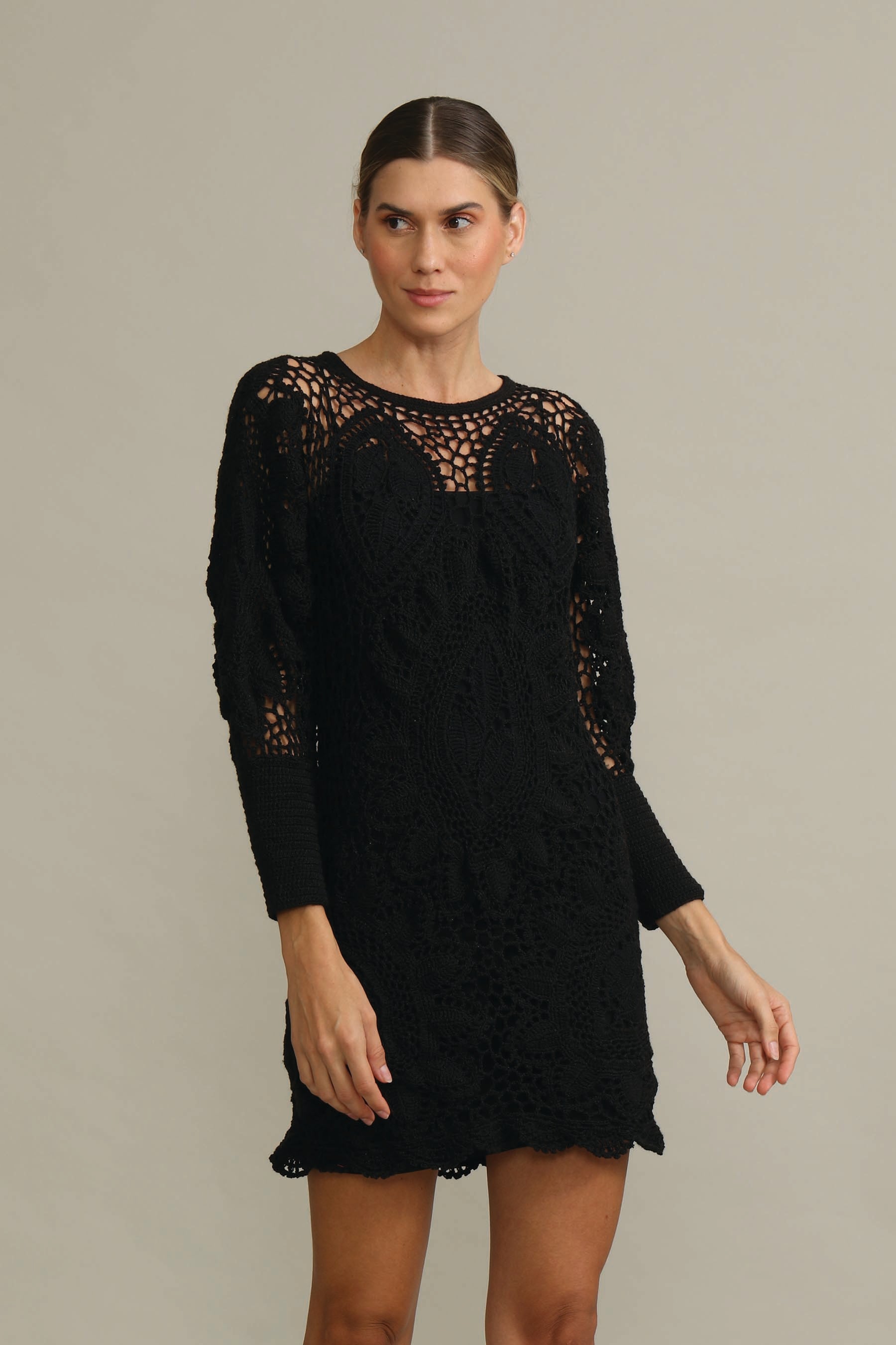 VESTIDO CURTO SOPHIA PRETO