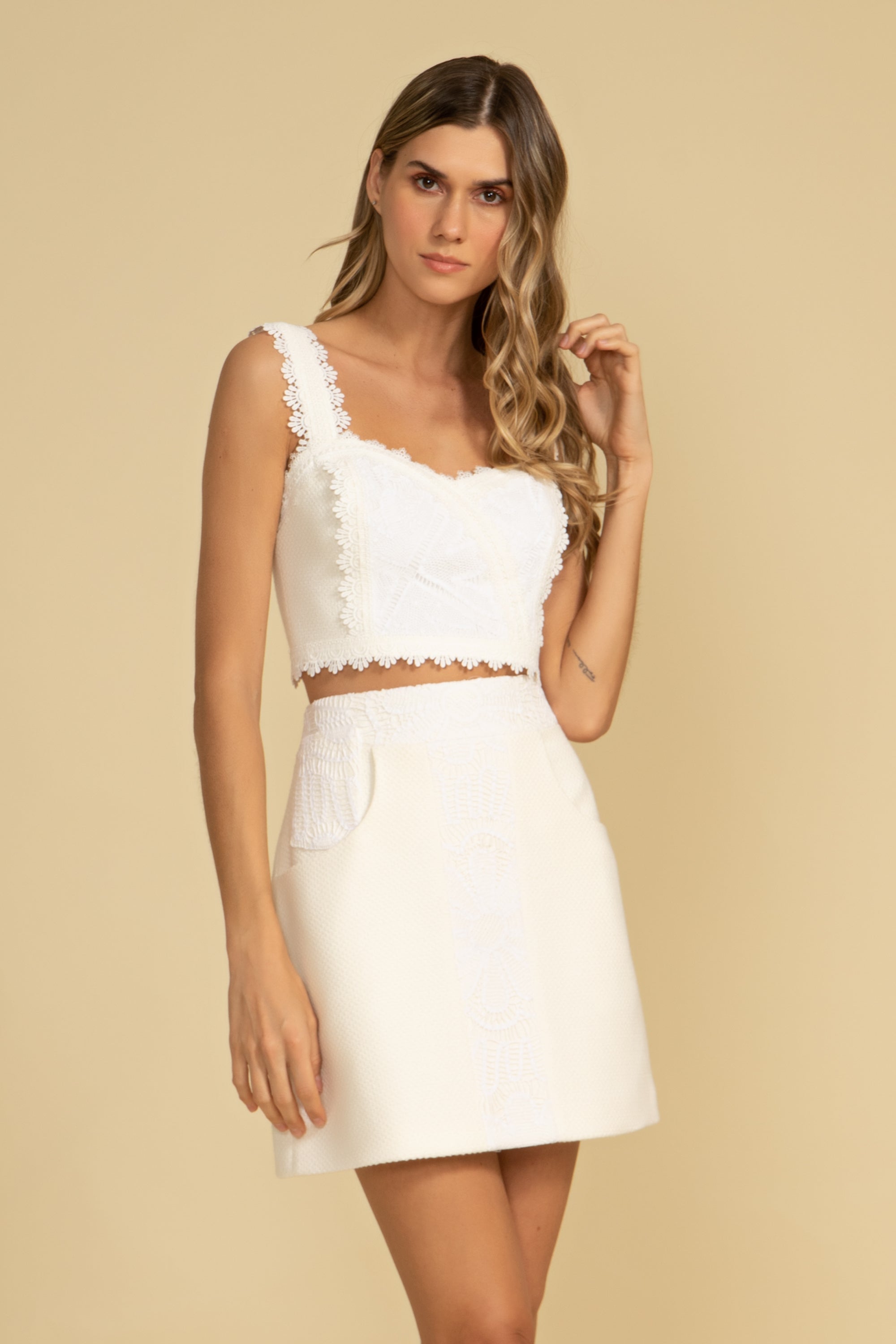 SAIA CURTA OLGA OFF WHITE