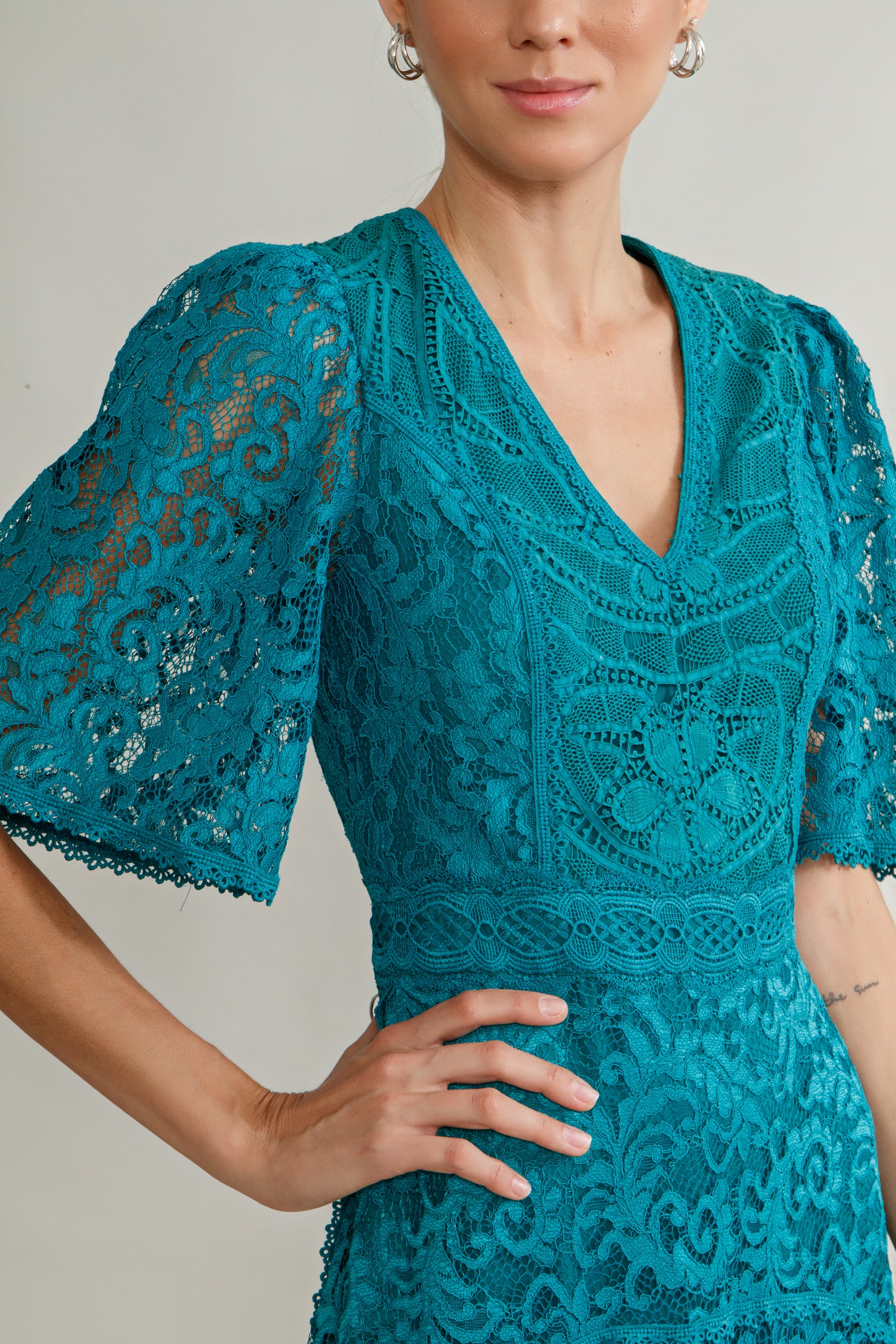 VESTIDO MIDI ESMERALDA VERDE FAUNA