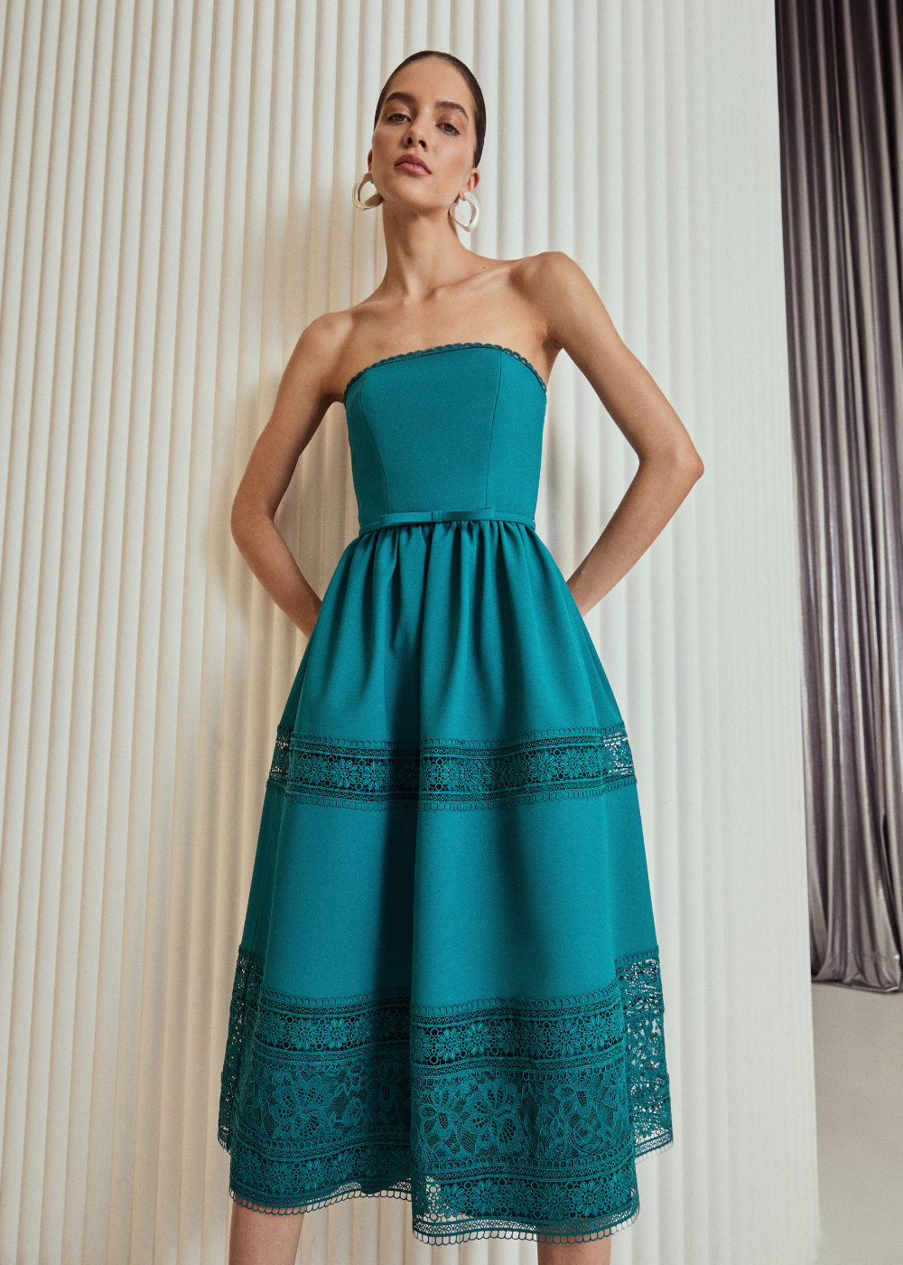 VESTIDO MIDI RENATA AZUL SALINA