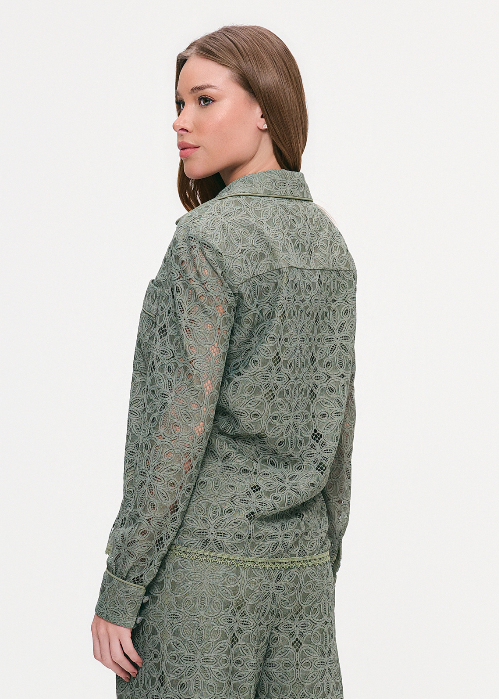 CAMISA CLARA VERDE OLIVA