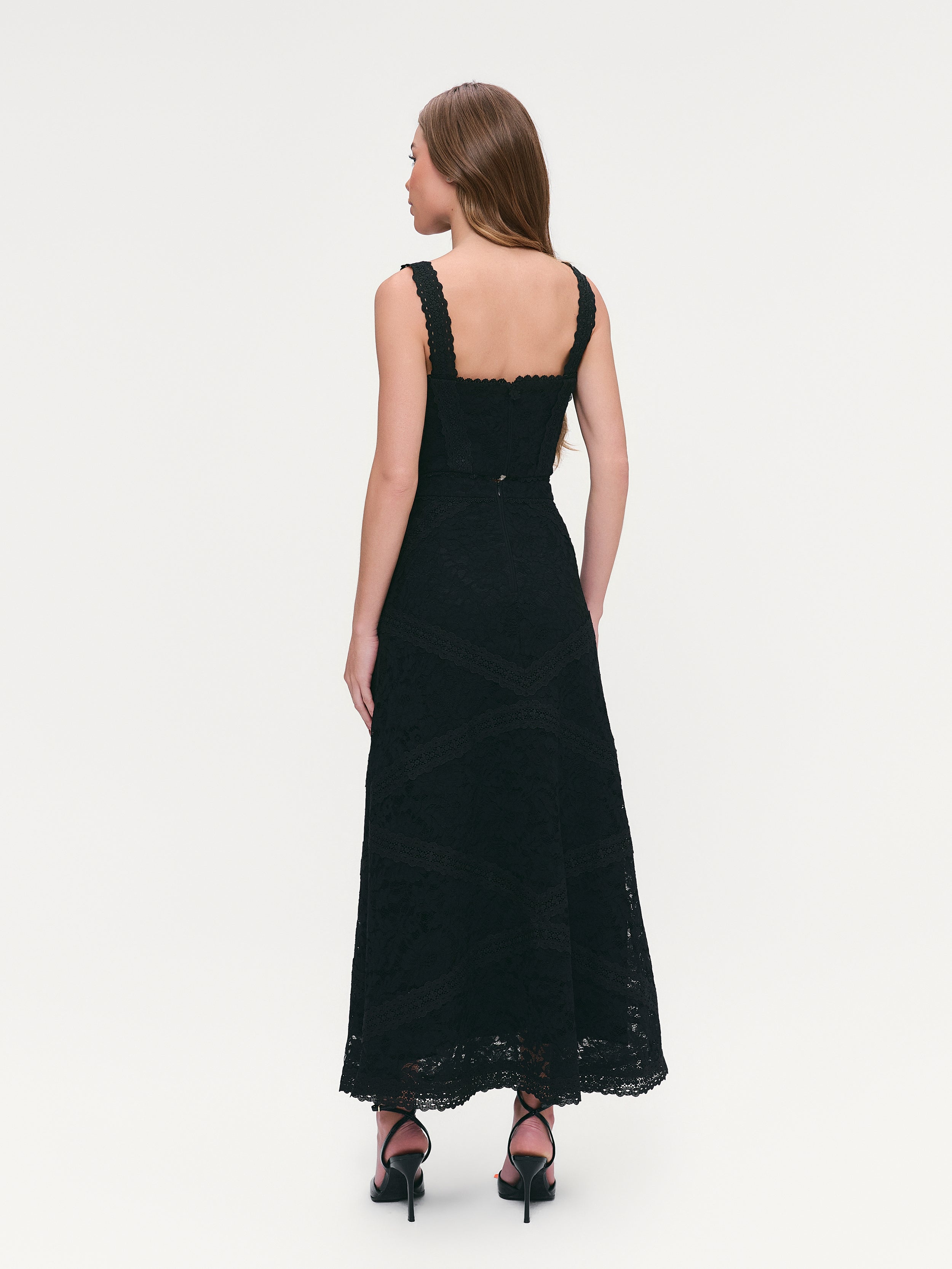 SAIA MIDI NOEMI PRETO