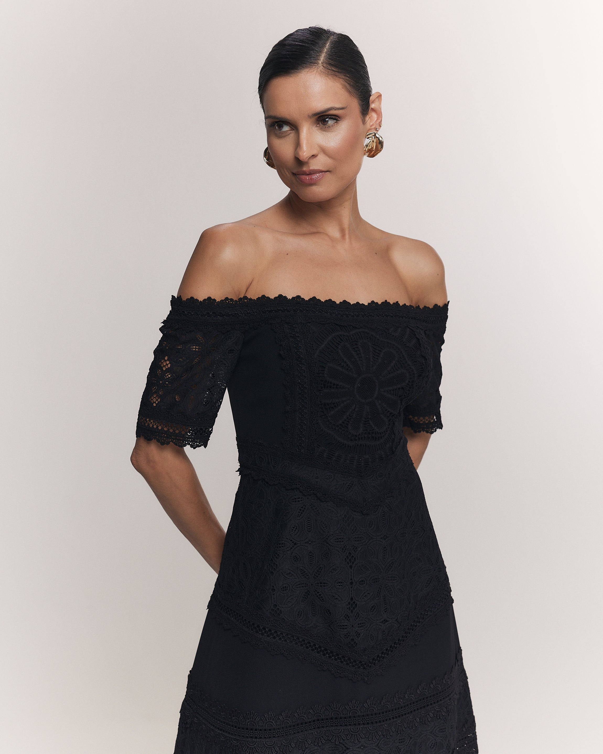 VESTIDO MIDI VERONICA PRETO