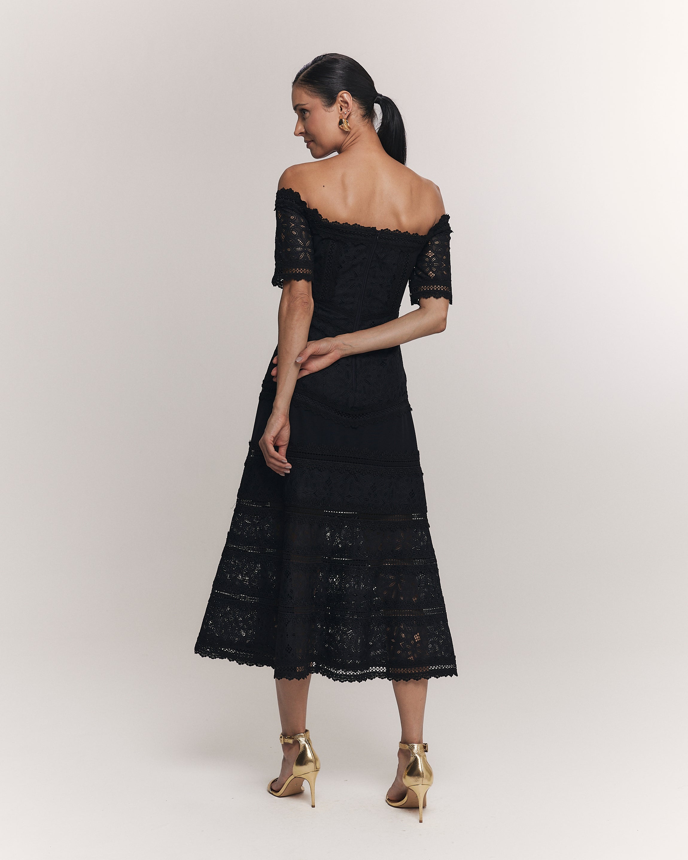 VESTIDO MIDI VERONICA PRETO