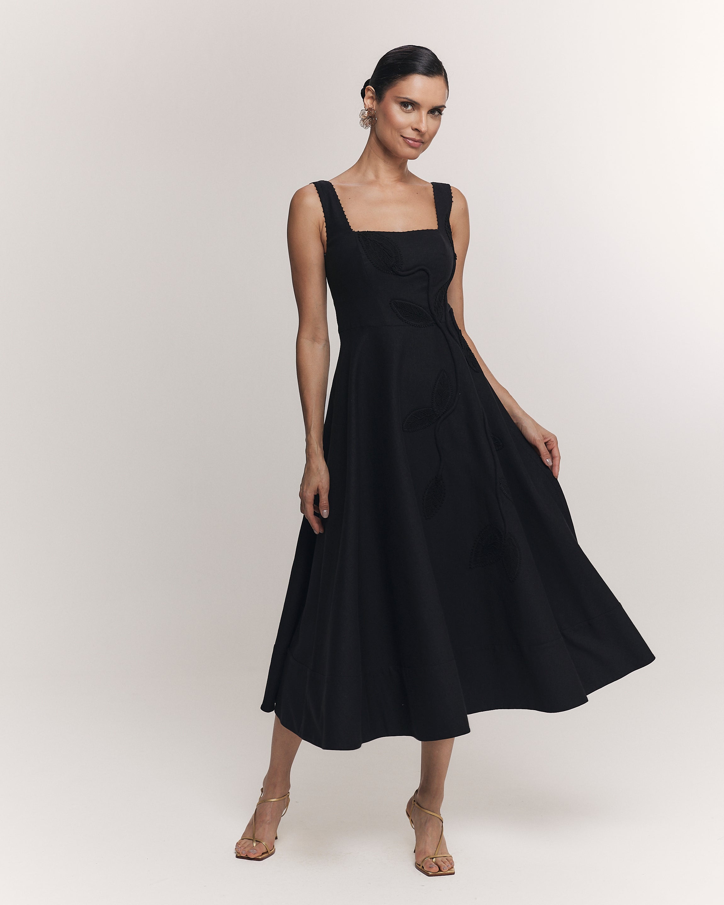 VESTIDO MIDI JOANA PRETO