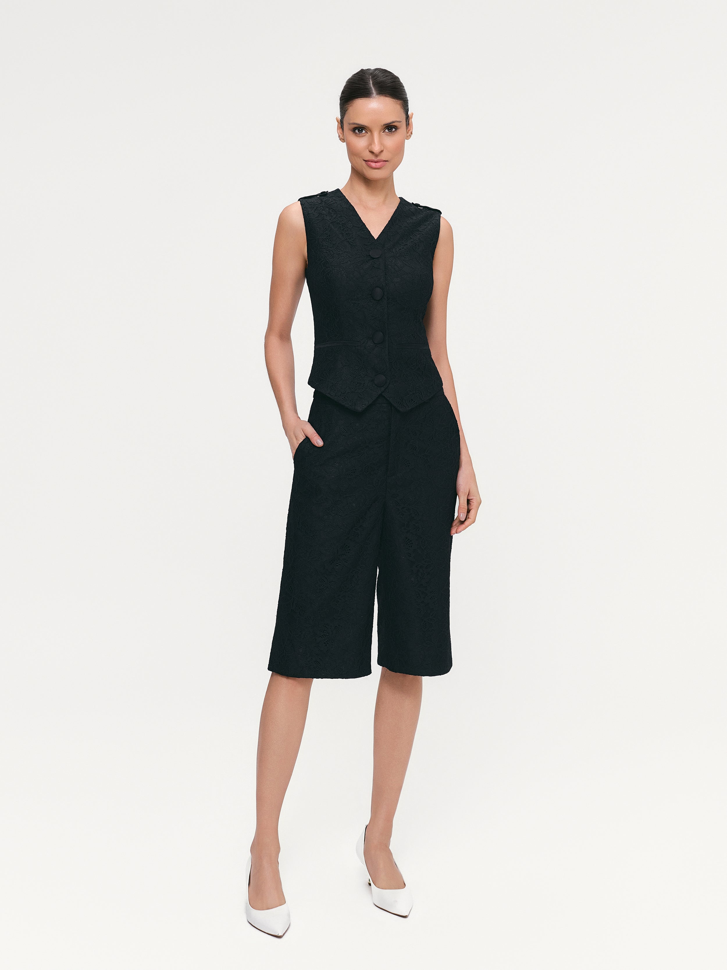 SHORTS BERMUDA PATY PRETO