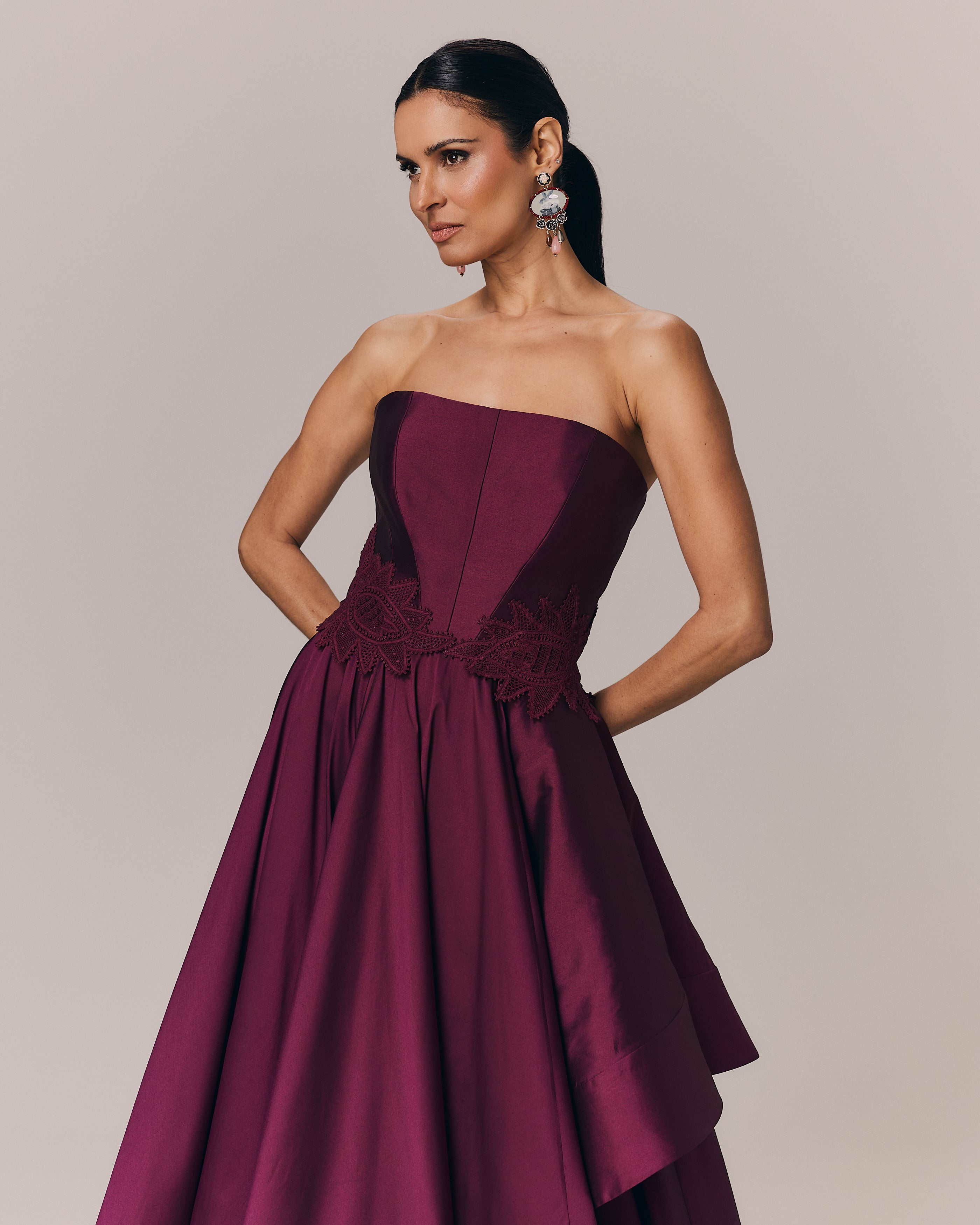 VESTIDO LONGO OLIVIA LICOR CEREJA