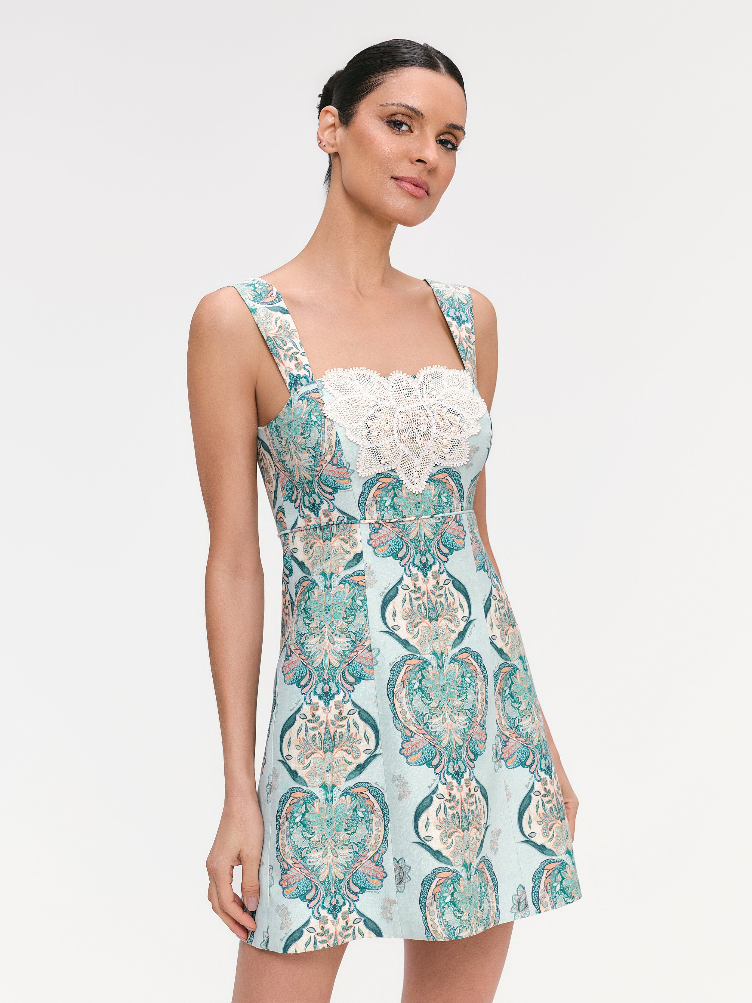 VESTIDO CURTO FLAVIA ESTAMPA FLOR DE LOTTUS