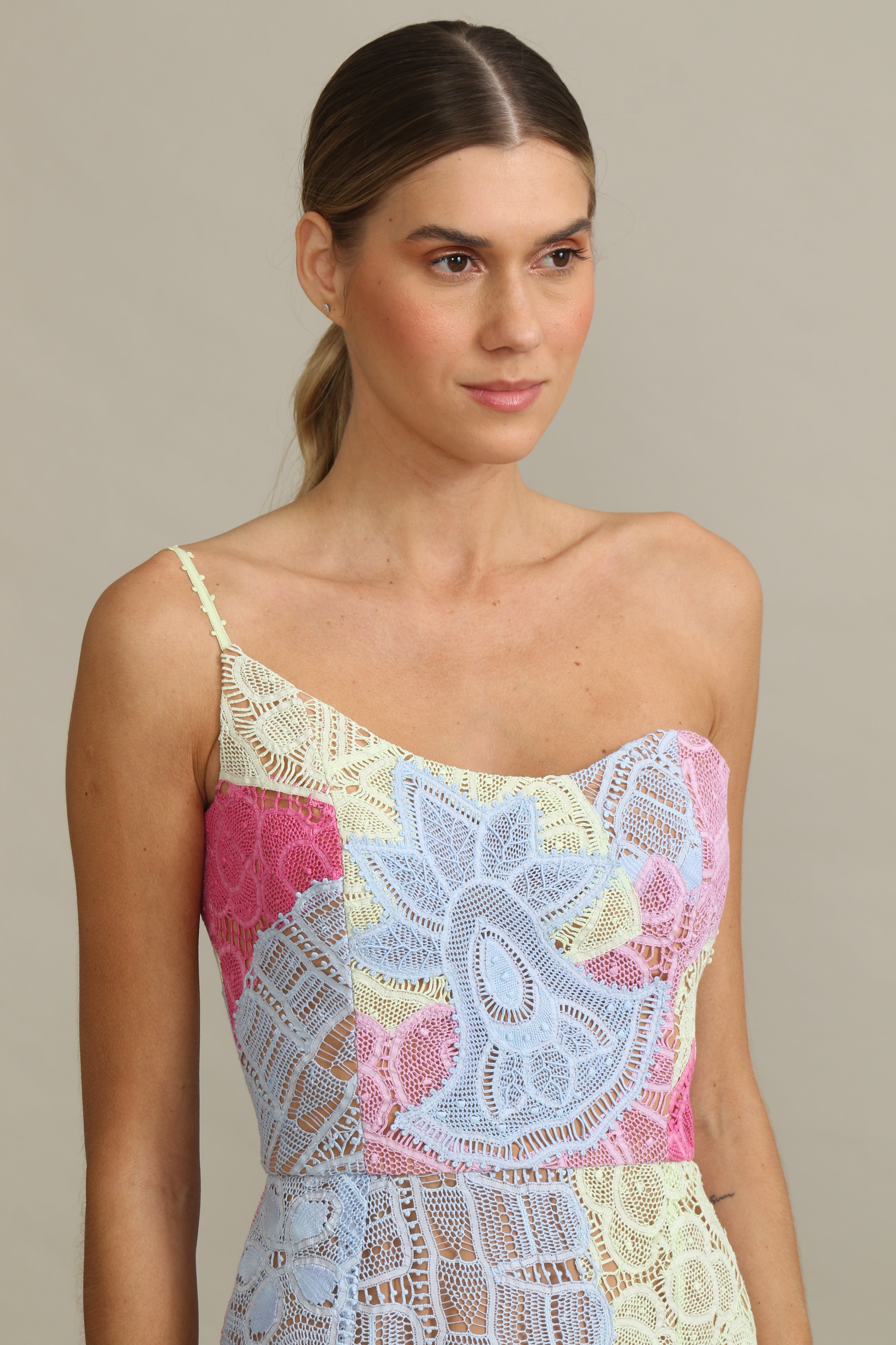 VESTIDO CURTO VIVIAN NEW